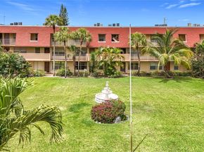 3071 NW 47th Ter 322, Lauderdale Lakes FL 33313