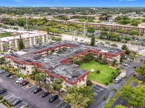 3071 NW 47th Ter 322, Lauderdale Lakes FL 33313