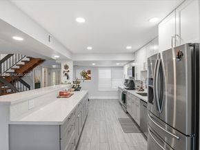 958 Mockingbird Ln 514, Plantation FL 33324