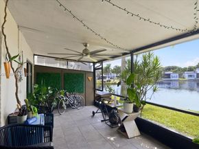 958 Mockingbird Ln 514, Plantation FL 33324