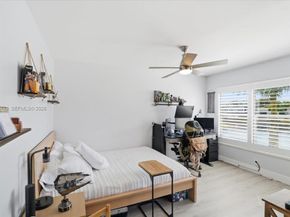 958 Mockingbird Ln 514, Plantation FL 33324