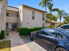 958 Mockingbird Ln 514, Plantation FL 33324