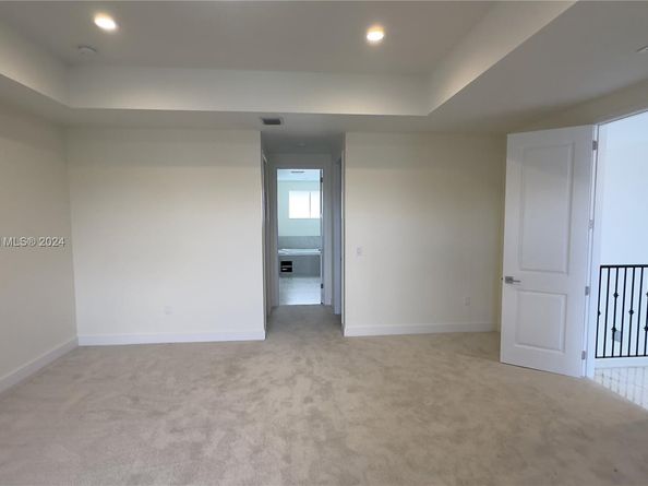 3523 Forest View Cir, Dania Beach FL 33312