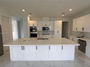 3523 Forest View Cir, Dania Beach FL 33312