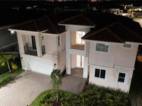 3523 Forest View Cir, Dania Beach FL 33312