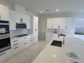 3523 Forest View Cir, Dania Beach FL 33312