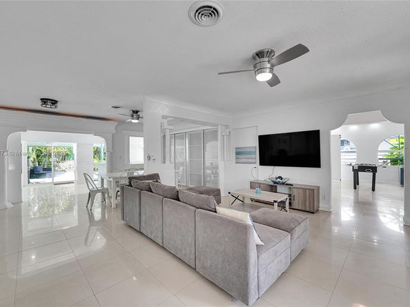 5451 NE 22nd Ave, Fort Lauderdale FL 33308