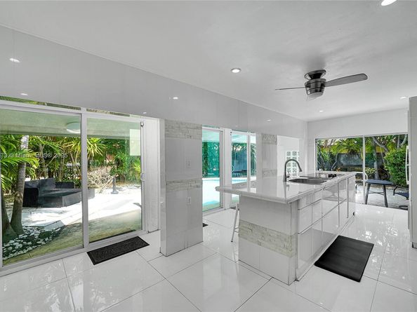 5451 NE 22nd Ave, Fort Lauderdale FL 33308