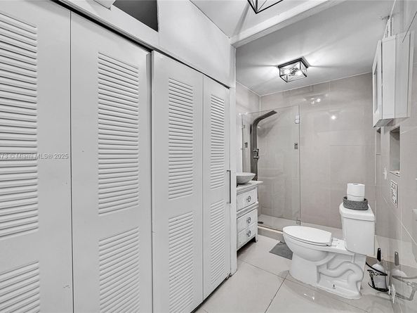 5451 NE 22nd Ave, Fort Lauderdale FL 33308