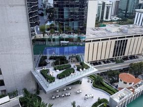 801 S Miami Ave 2002, Miami FL 33130