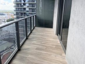 801 S Miami Ave 2002, Miami FL 33130