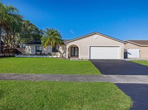 25720 SW 133rd Ave, Homestead FL 33032