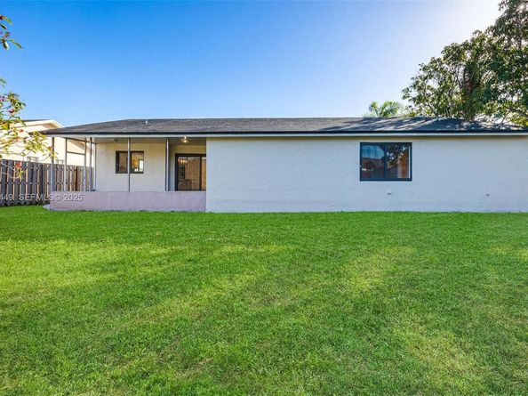 25720 SW 133rd Ave, Homestead FL 33032