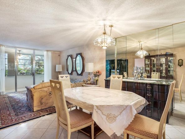 2900 NW 48th Ter 117, Lauderdale Lakes FL 33313