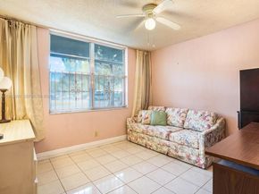 2900 NW 48th Ter 117, Lauderdale Lakes FL 33313