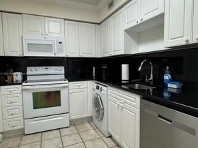 2501 S Ocean Dr 328, Hollywood FL 33019