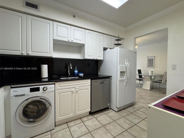 2501 S Ocean Dr 328, Hollywood FL 33019