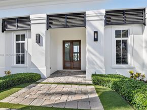 642 Hermitage Cir, Palm Beach Gardens FL 33410