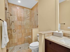 642 Hermitage Cir, Palm Beach Gardens FL 33410