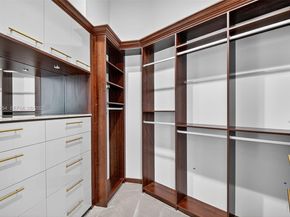 642 Hermitage Cir, Palm Beach Gardens FL 33410