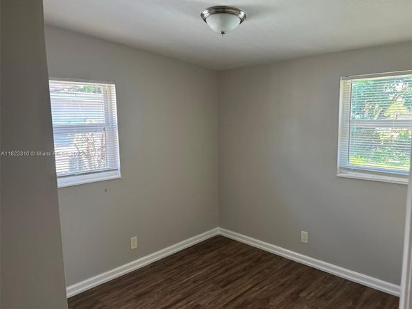 3818 Everglades Rd, Palm Beach Gardens FL 33410