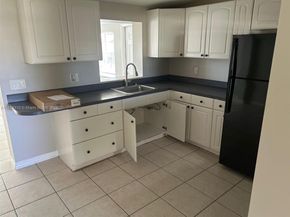 3818 Everglades Rd, Palm Beach Gardens FL 33410