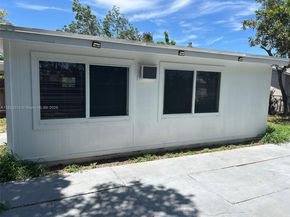 3818 Everglades Rd, Palm Beach Gardens FL 33410