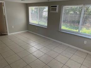 3818 Everglades Rd, Palm Beach Gardens FL 33410
