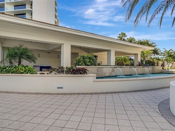 3000 Island Blvd 906, Aventura FL 33160