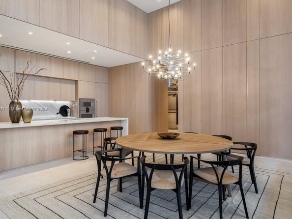 600 72nd St 1401, Miami Beach FL 33141