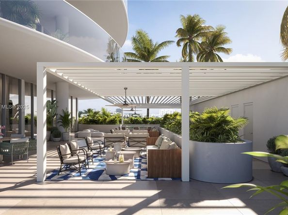 600 72nd St 1401, Miami Beach FL 33141