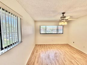 10715 W Clairmont Cir 212, Tamarac FL 33321