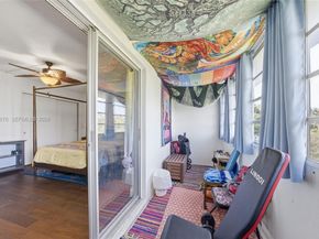 15 NW 204th St 30, Miami Gardens FL 33169