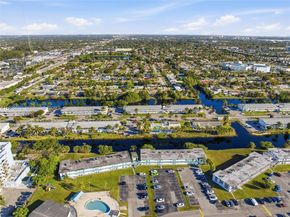 15 NW 204th St 30, Miami Gardens FL 33169