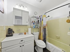 15 NW 204th St 30, Miami Gardens FL 33169