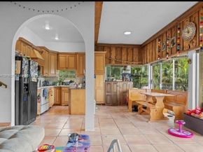 4850 SW 63rd Ter 232, Davie FL 33314