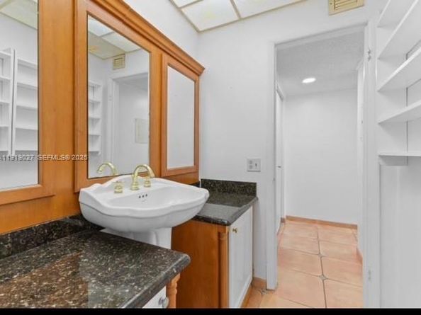 4850 SW 63rd Ter 232, Davie FL 33314