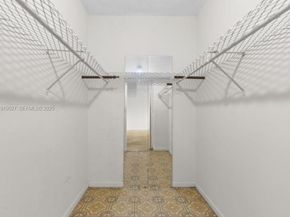 4850 SW 63rd Ter 232, Davie FL 33314