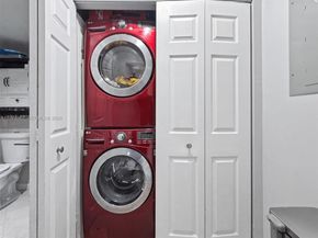 12689 NW 10th Way, Miami FL 33182