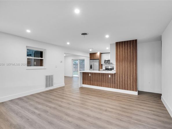 3180 NE 10th Ter, Pompano Beach FL 33064