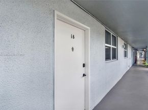 118 Royal Park Dr 1B, Oakland Park FL 33309