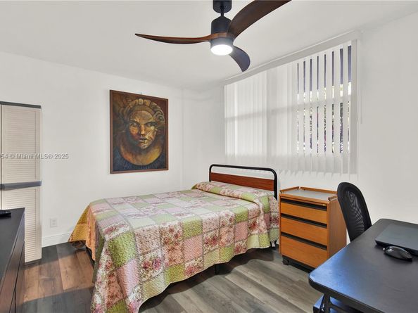 118 Royal Park Dr 1B, Oakland Park FL 33309