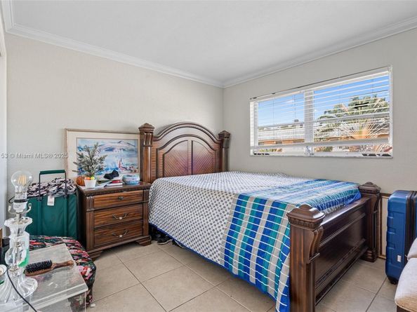 200 Croton Ave 111, Lantana FL 33462