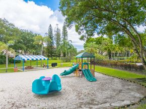 4249 S Carambola Cir S 2698, Coconut Creek FL 33066