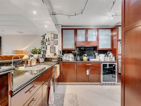 3 Grove Isle Dr C208, Miami FL 33133