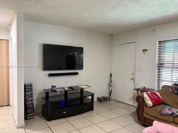 18618 NW 45th Ave, Miami Gardens FL 33055