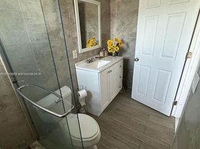 16900 NE 14th Ave 209, Miami FL 33162