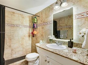 11930 NE 19th Dr 7, North Miami FL 33181