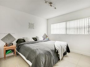 11930 NE 19th Dr 7, North Miami FL 33181