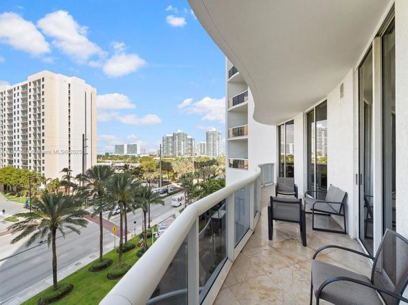 15901 Collins Ave 405, Sunny Isles Beach FL 33160